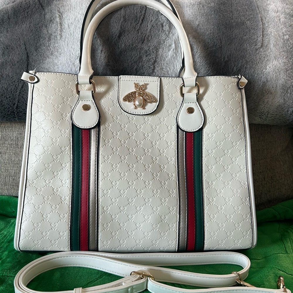 Queen Bee 🐝 Satchel NWOT